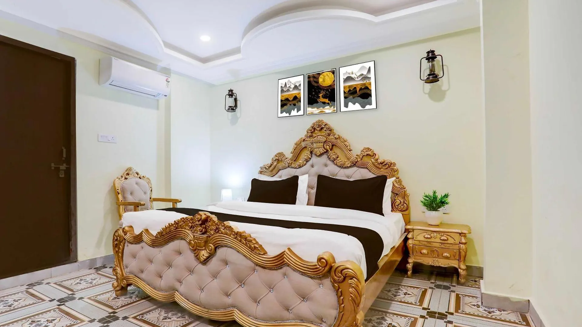 Hotel Townhouse Oak Heritage Varanasi Junction